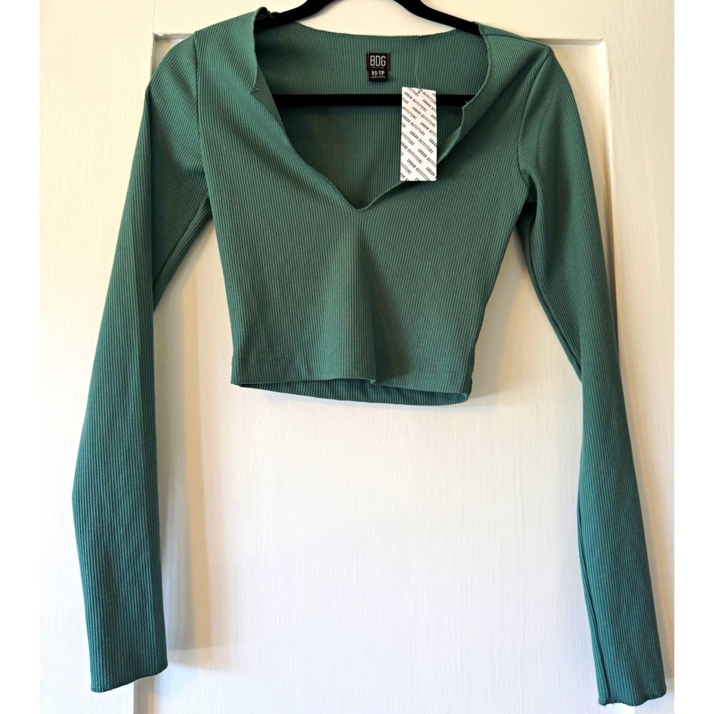 BDG Urban Outfitters Ribbed Notch Neck Crop Top Long Sleeve Dark Green NWT XS
